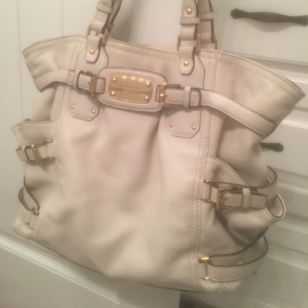 White, large Michael Kors purse